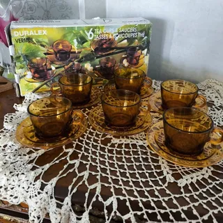 فنجان نعلبکی