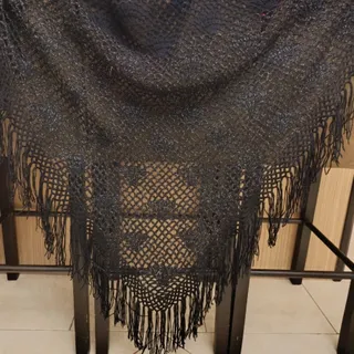 شال مثلثی بافتنی