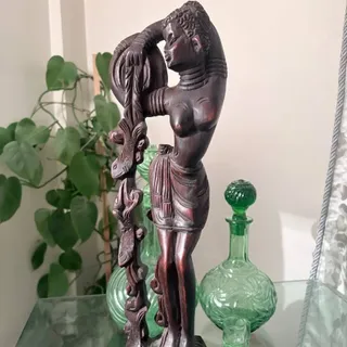 مجسمه چوبی آفریقایی