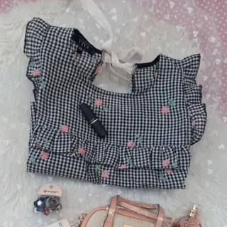 تاپ گلدوزی