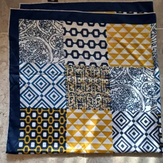 روسری ساتن