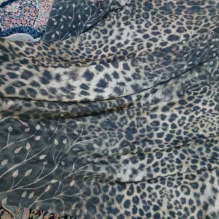 روسری پلنگی