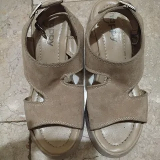 صندل لژدار