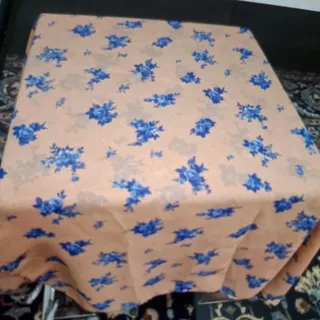 شال حریر منگوله دار