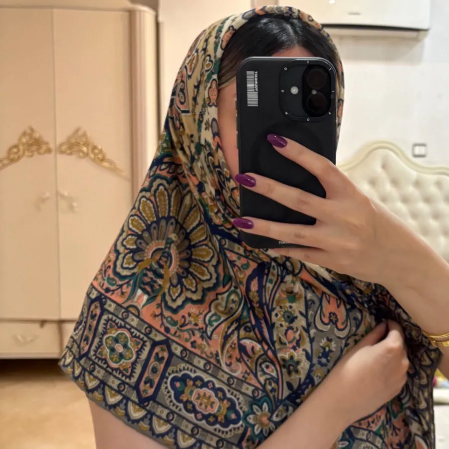روسری ساتن