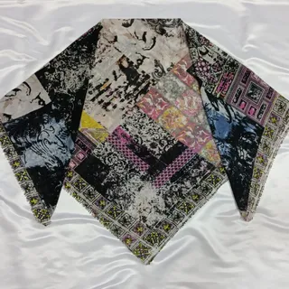 روسری نخی قواره بزرگ
