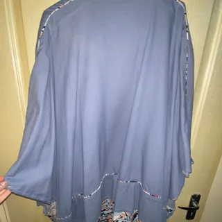 پانچو آبی تابستانی