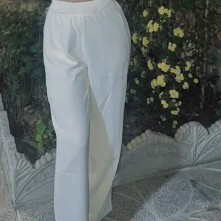شلوار پارچه ای شیری