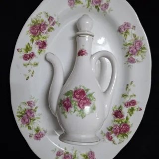 گلابدان و دیس ژاپن