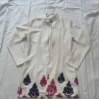 مانتو کنی سفید