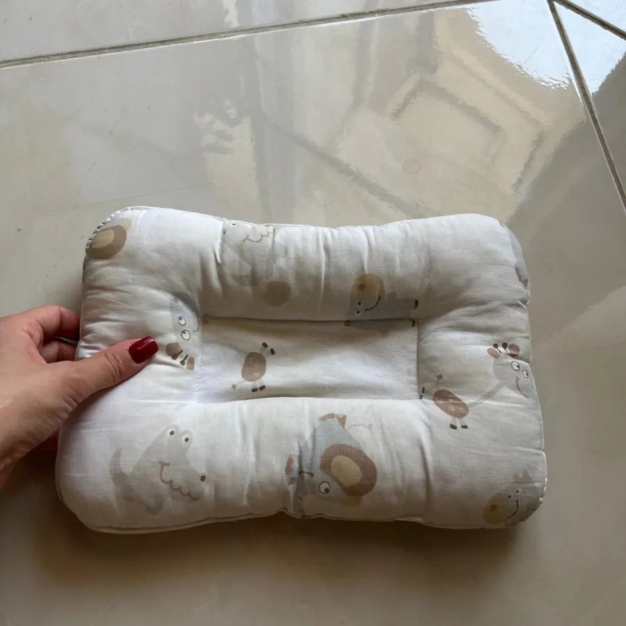 بالشت نوزادی