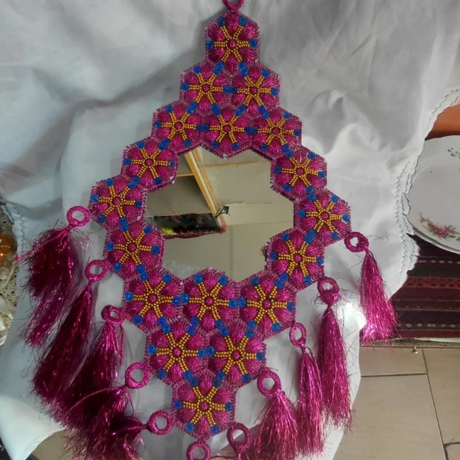 آینه دکوراتیو