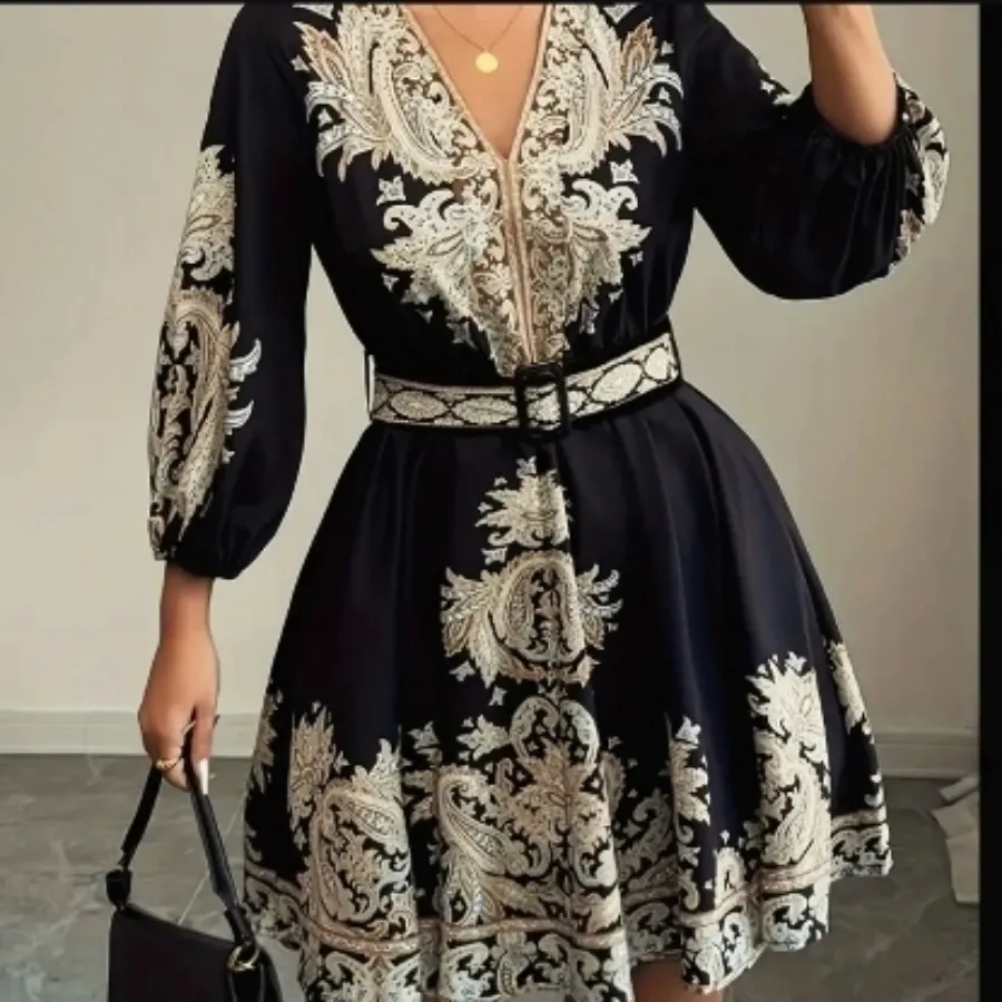 لباس عروسکی