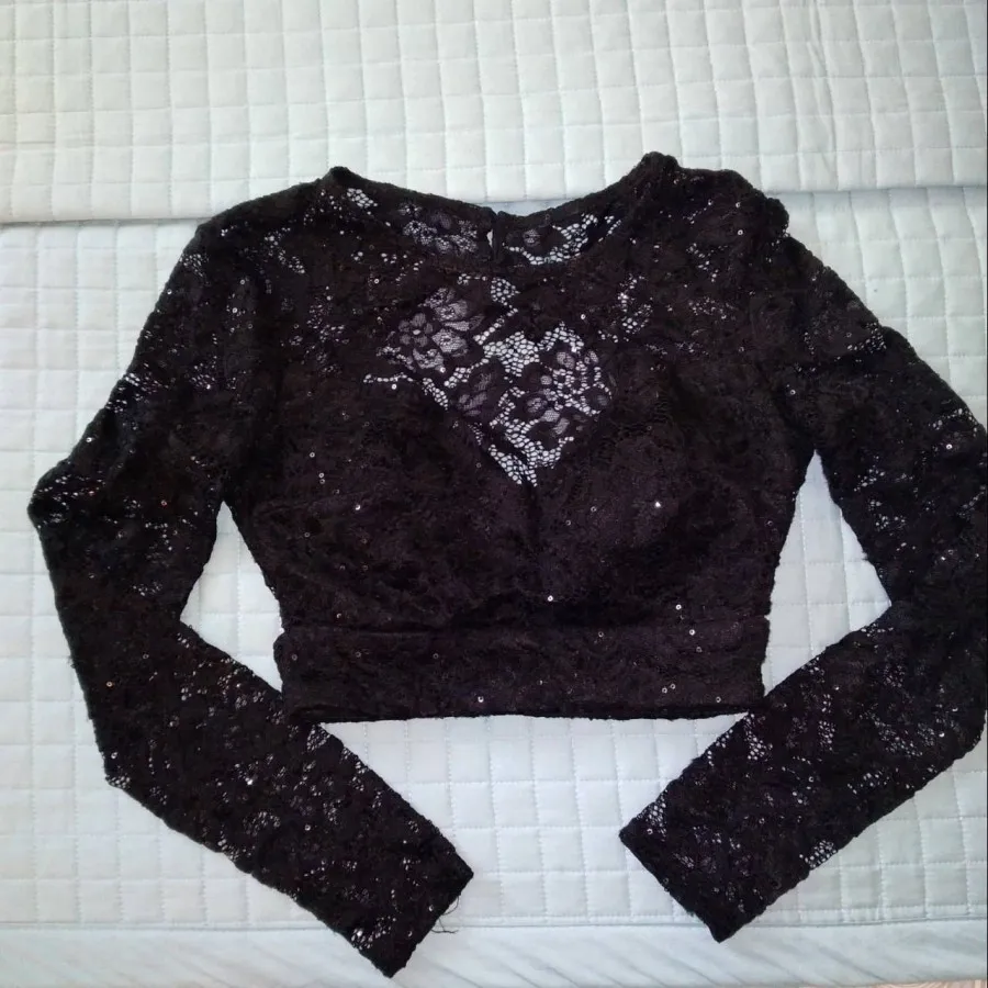 تاپ کوتاه زنانه B Darlin