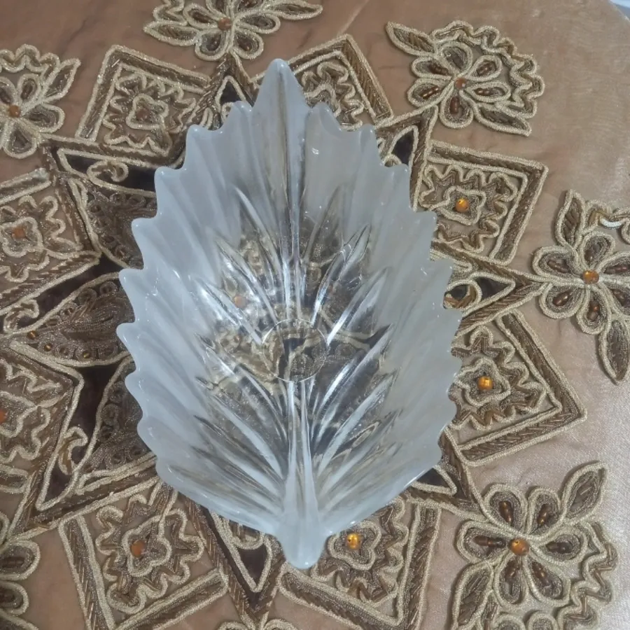 شکللت خوری برگ