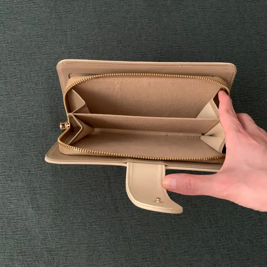 کیف پول کرم