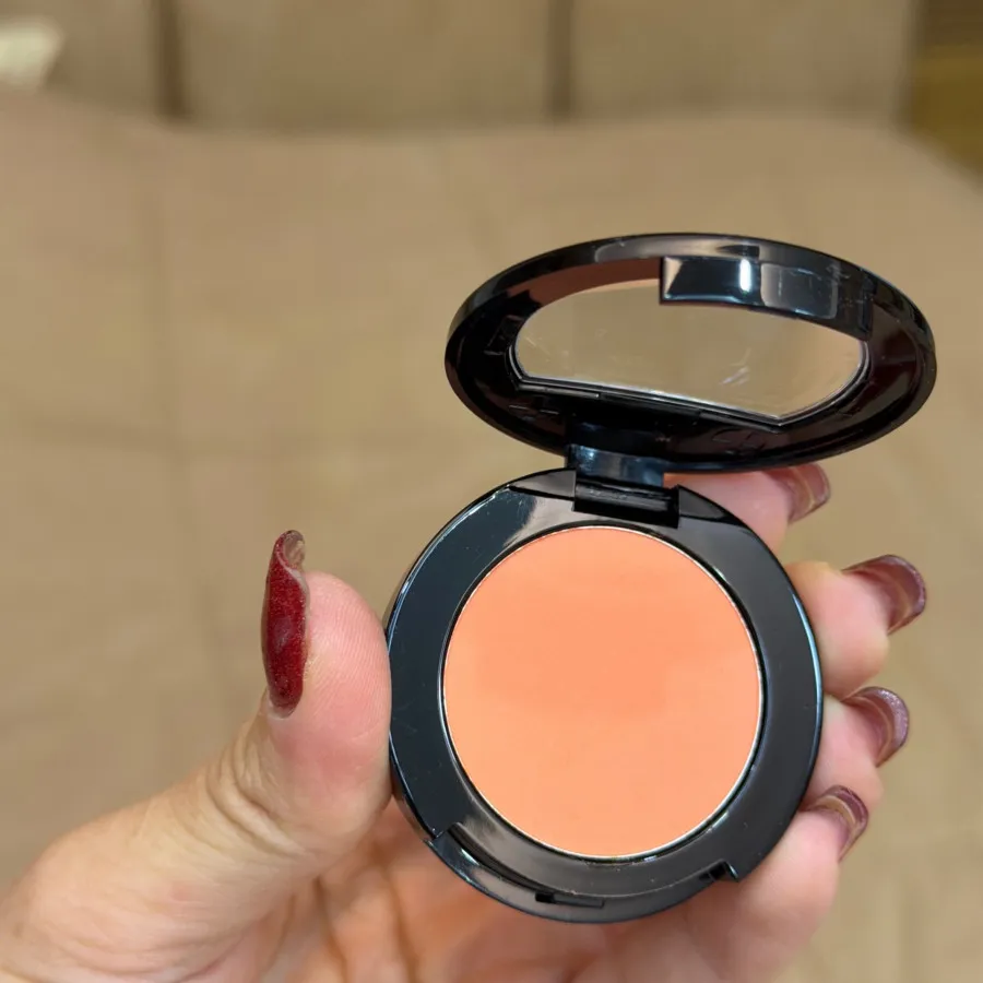 رژگونه فارماسی