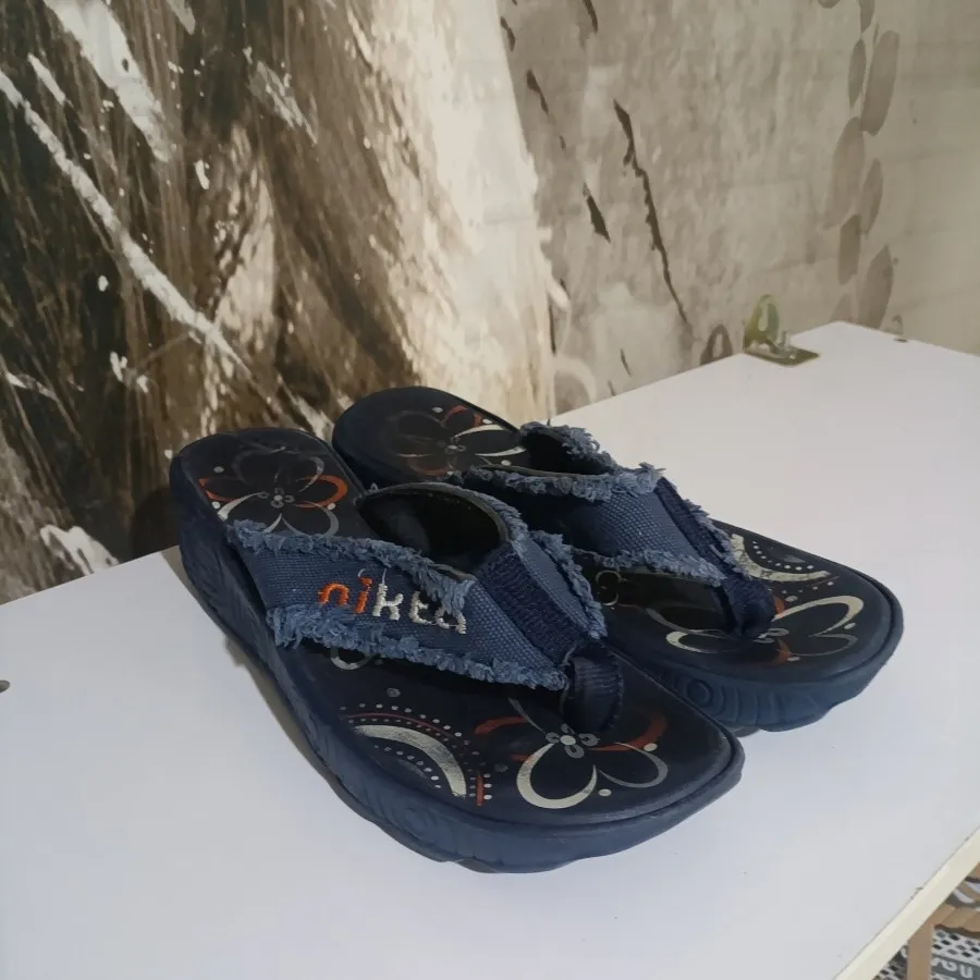 صندل راحت نیکتا سایز 38