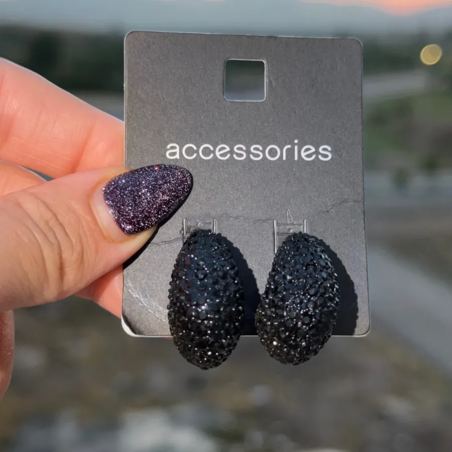 گوشواره فول نگین accessor