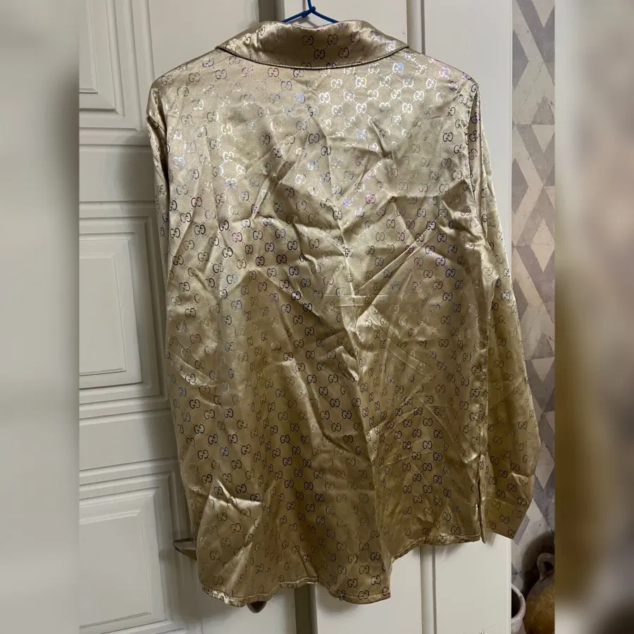شومیز طرح گوچی ساتن