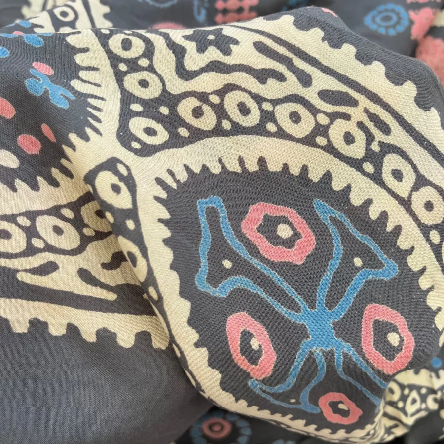 روسری قواره بزرگ