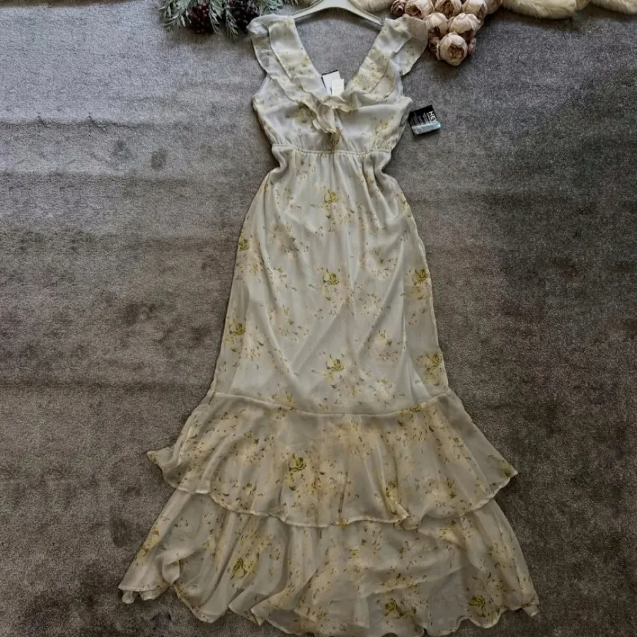 پیراهن زنانه