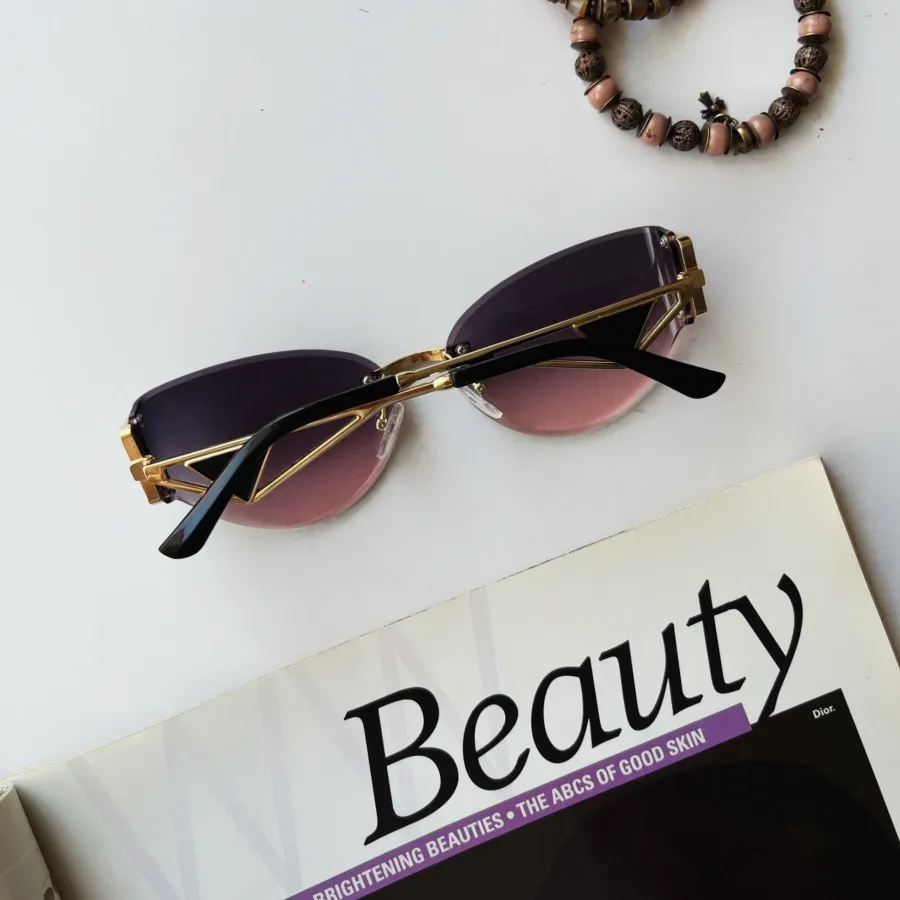 عینک برندprada