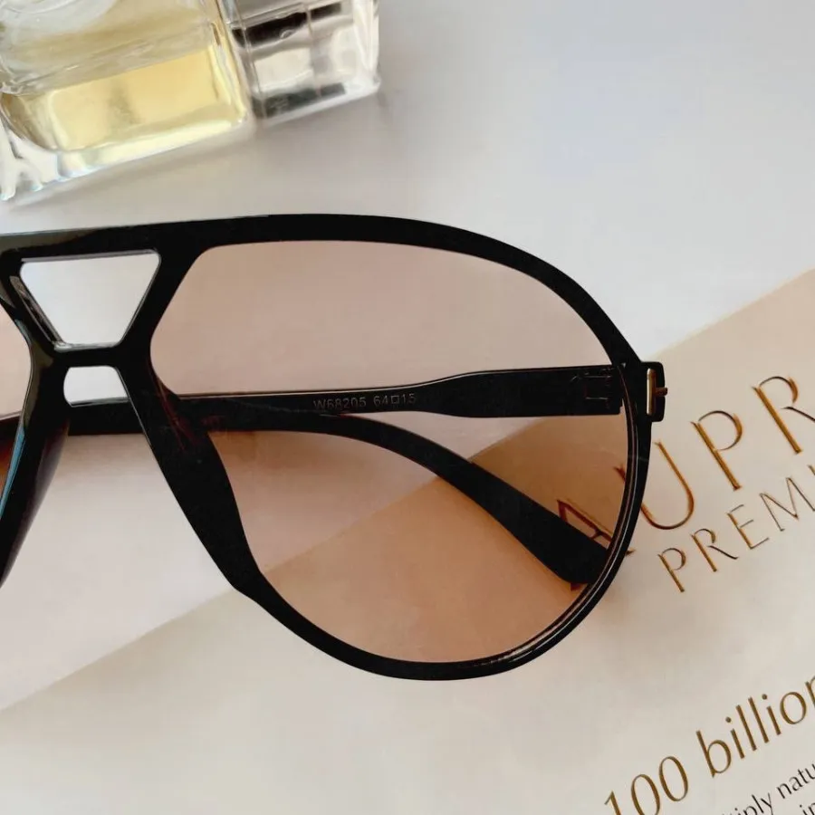 عینک برند tom ford