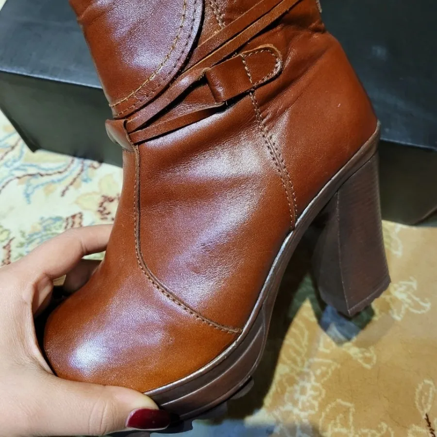 بوت زنانه