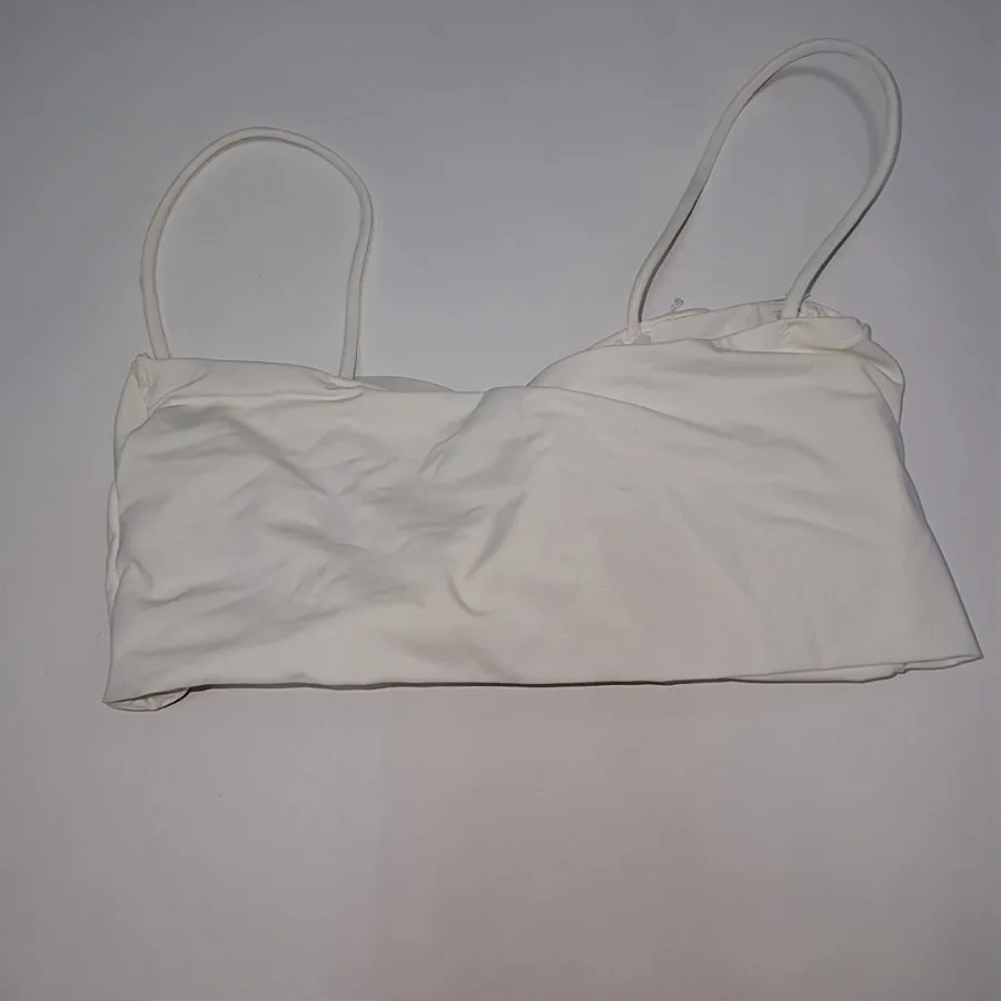 نیم تنه ورزشی