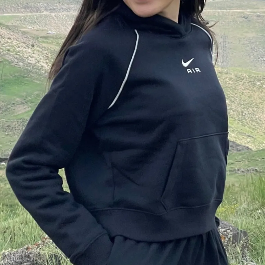 هودی نایکی