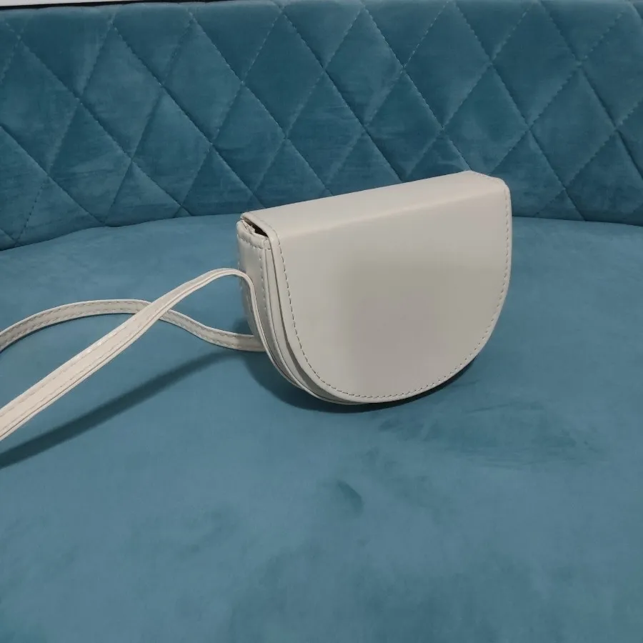 کیف دوشی روزمره کوچک چرم