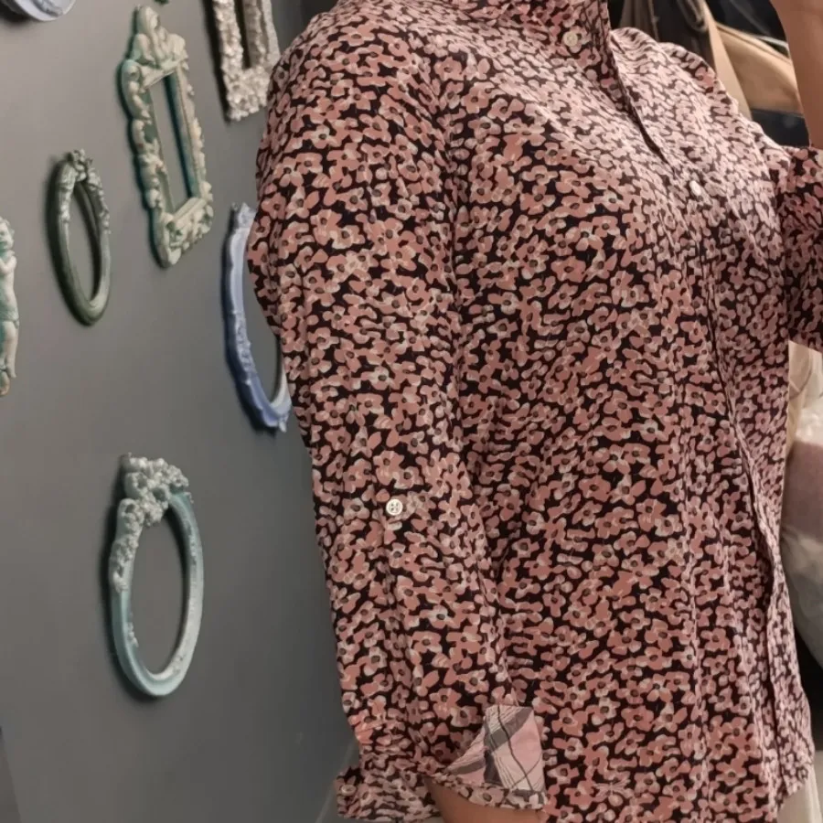 شومیز نخی گل دار برند