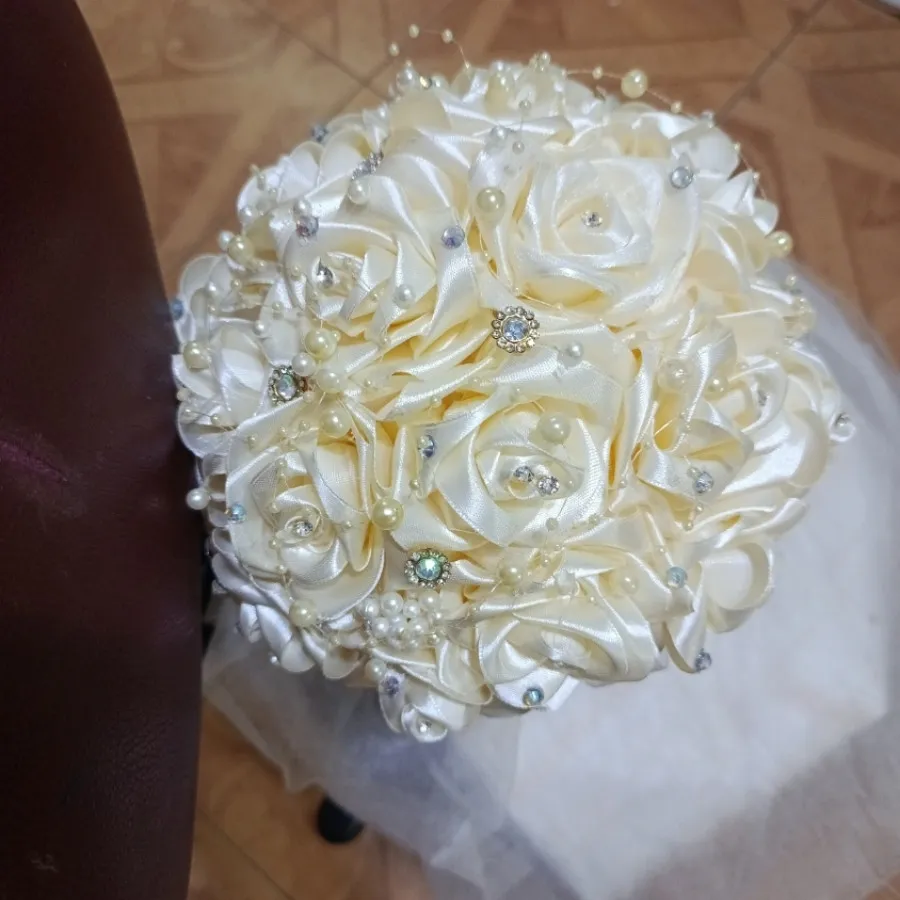 دسته گل عروس