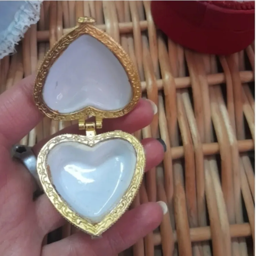 جا جواهری
