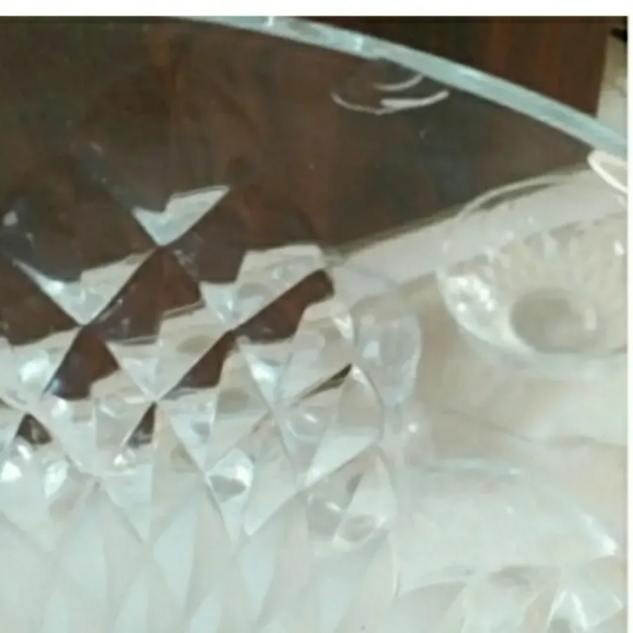 انار خوری یا آجیل خوری