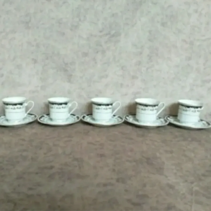 فنجان و نعلبکی قهوه خوری