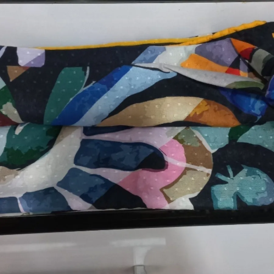 روسری زیبا سیمارو