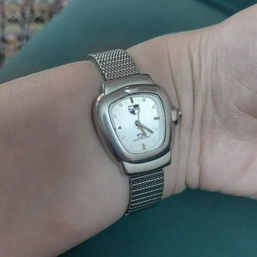 ساعت مچی آنتیک