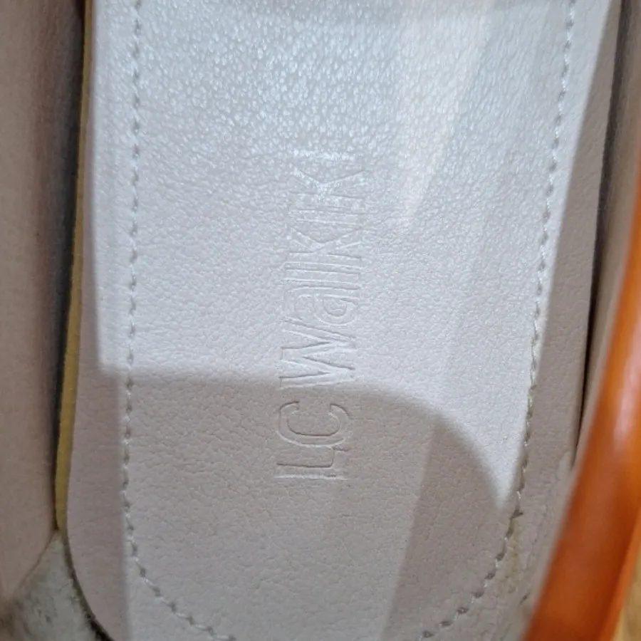 کفش کالج lc waikiki