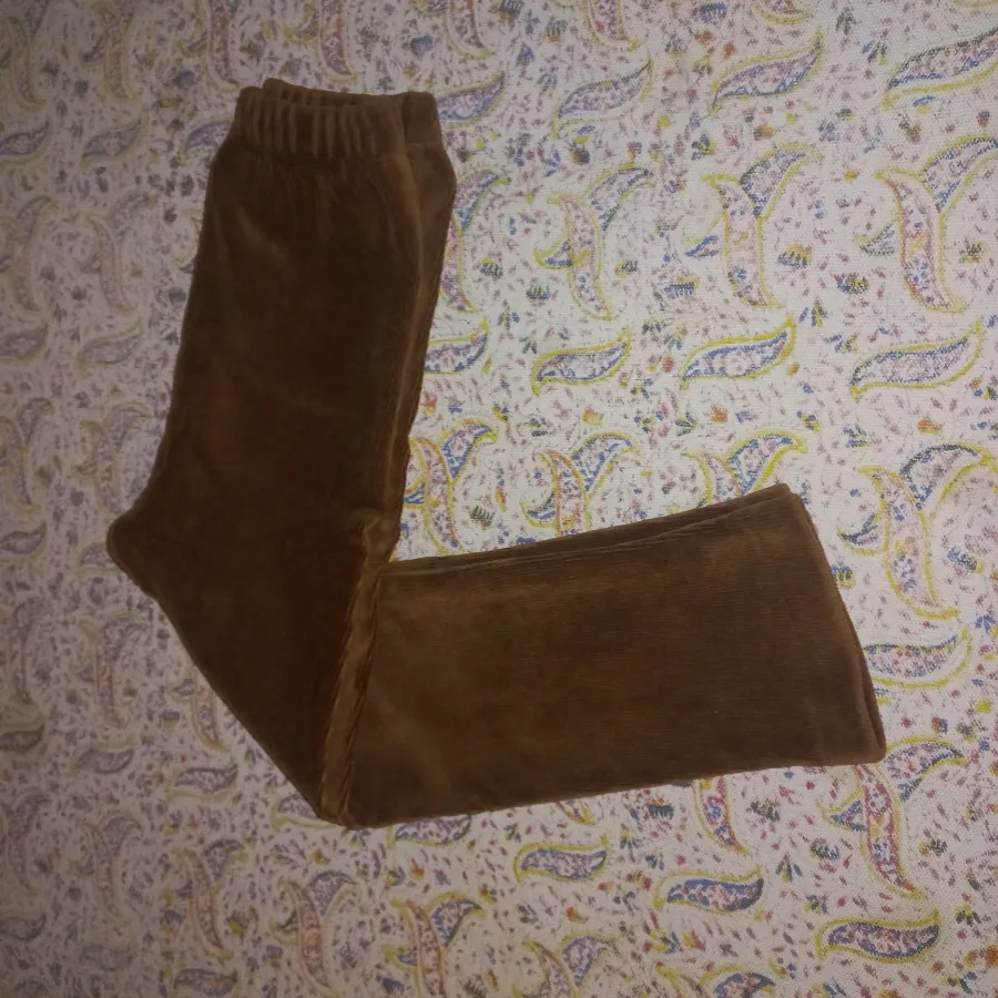 شلوار مخمل قهوه ای