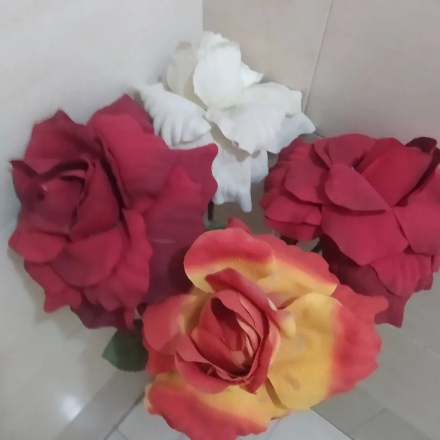 گل مصنوعی