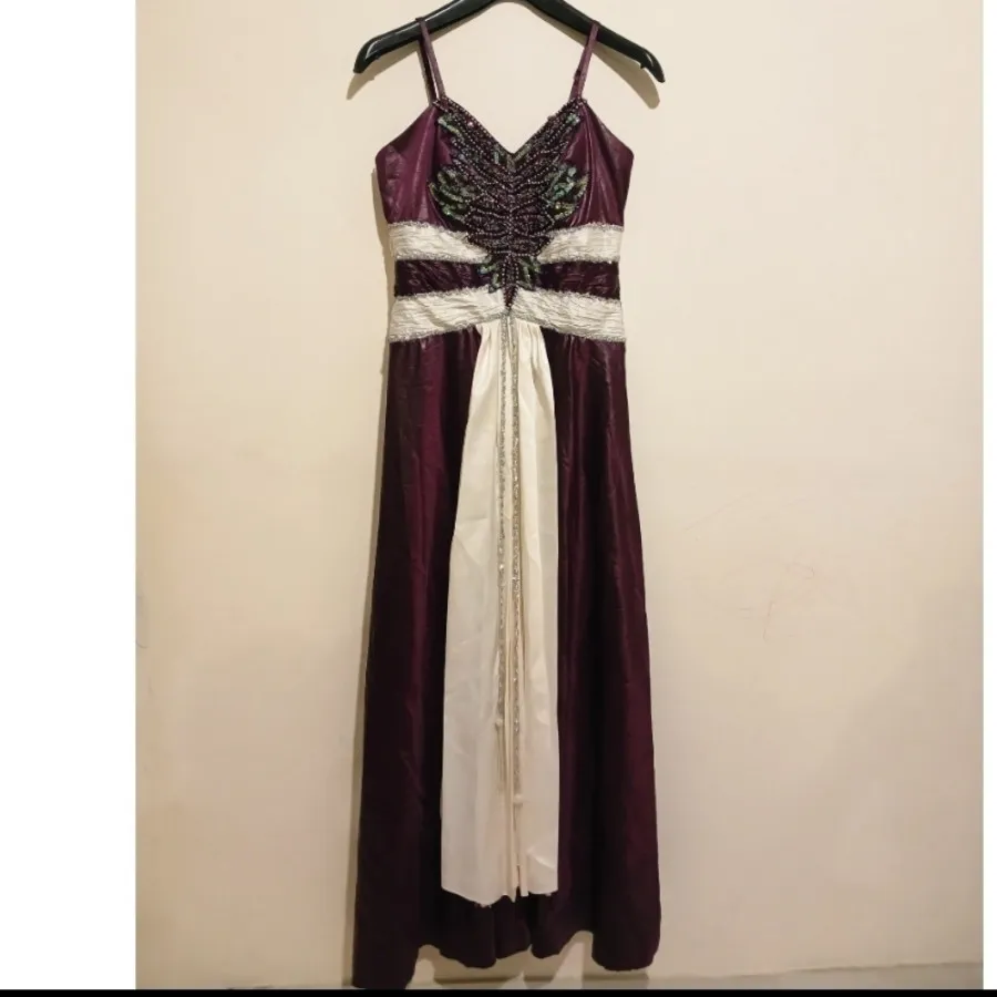 پیراهن مجلسی زنانه