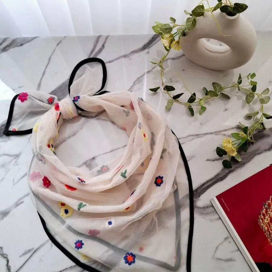 روسری مینی اسکارف