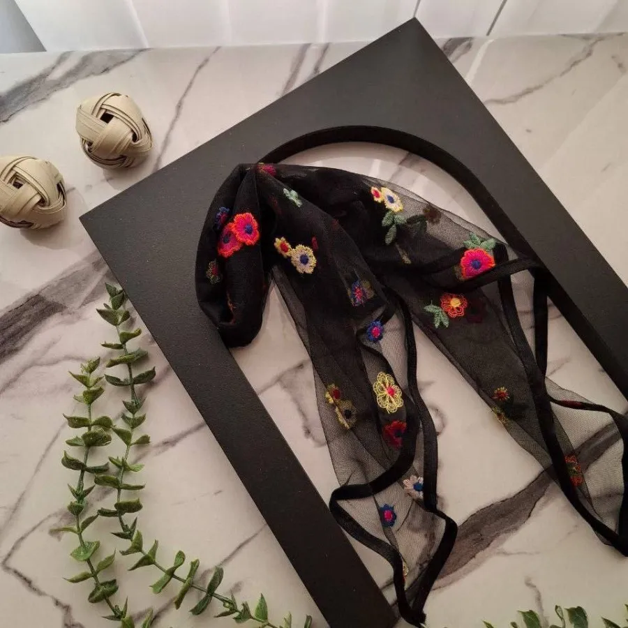 روسری مینی اسکارف