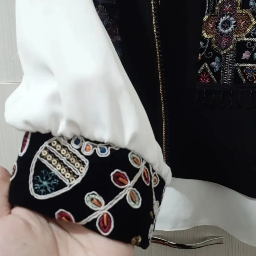 لباس سنتی کت کامشن