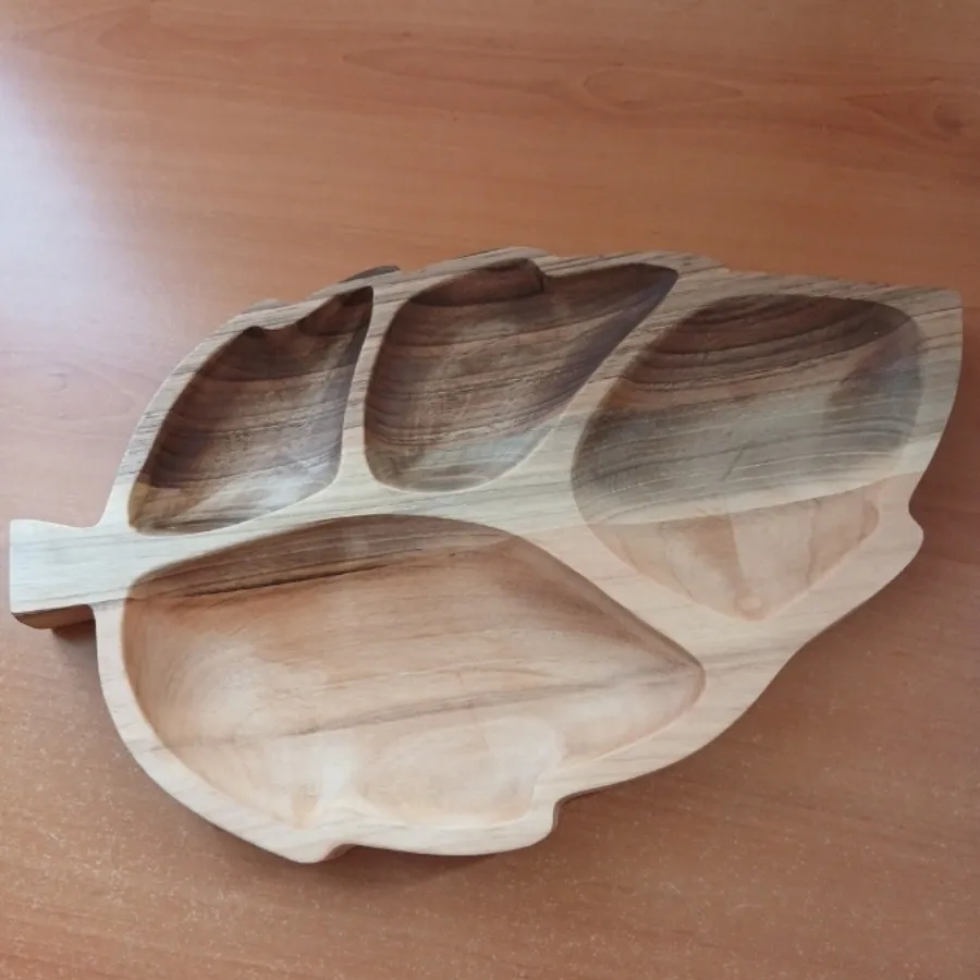 اردو خوری چوبی برگی