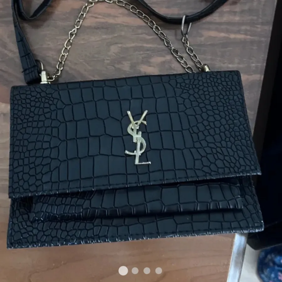 کیف مجلسی لیوایز