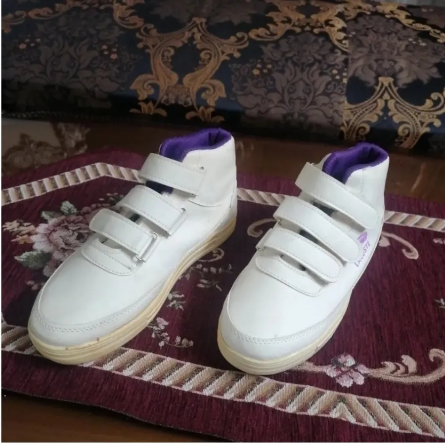 کتونی اسپرت لاگوست