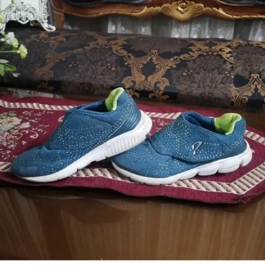 کفش بچگانه وارداتی